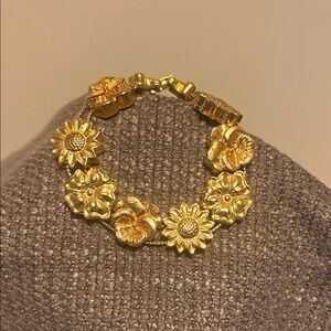 Gold Tone Floral Slider Bracelet